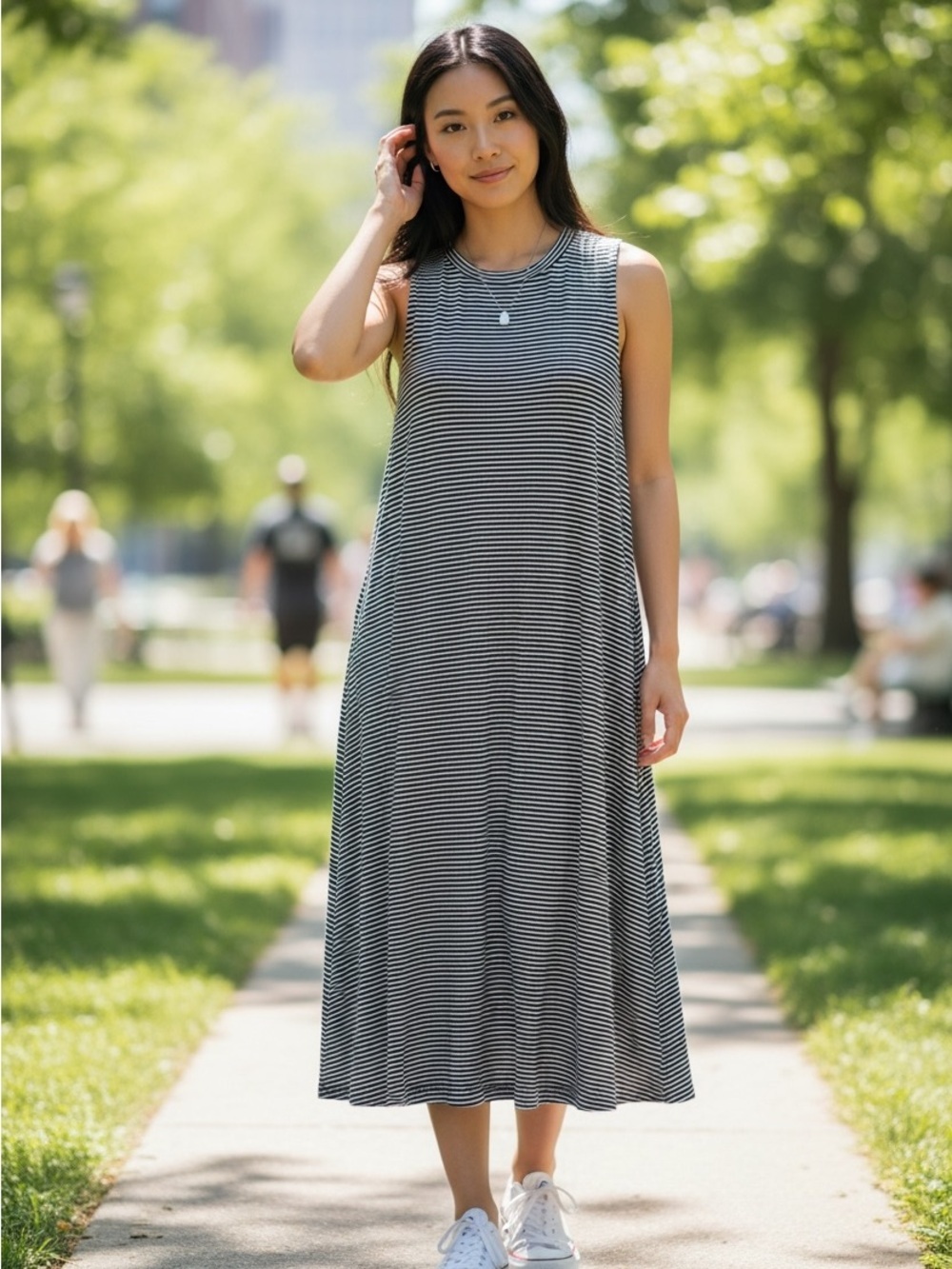 LAClass Sleeveless Black & White Striped Midi Dress Size M